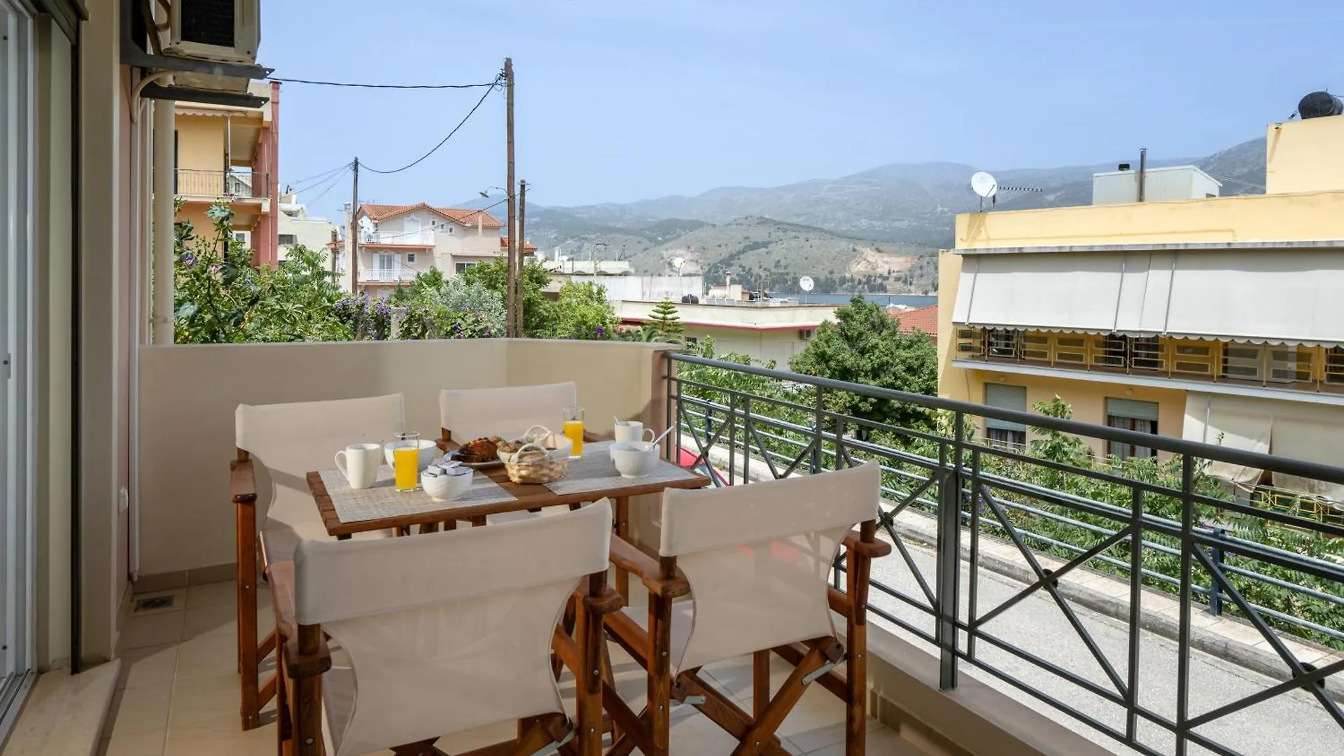 Comfy Apartment With Nice View Argostoli  0*, Argostoli (Kefalonia)